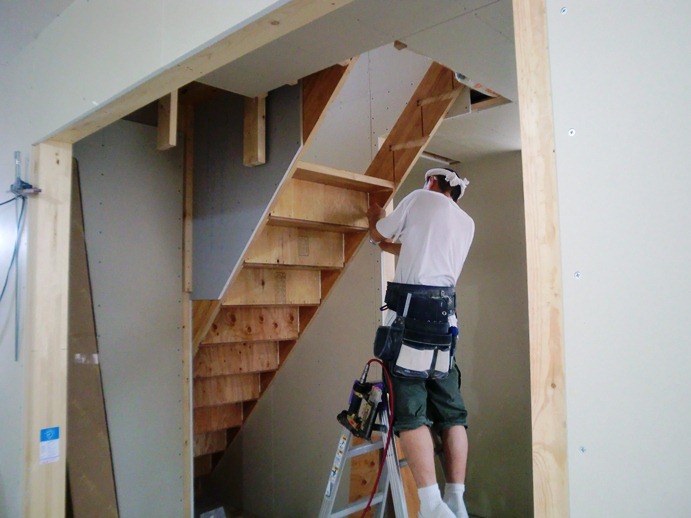 品川区小山K邸 階段工事 木工事