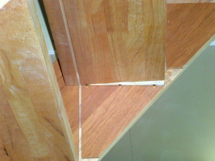 品川区小山K邸 階段工事 木工事